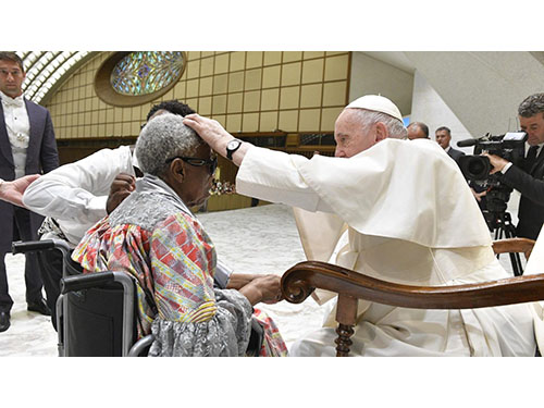 Popiežius: apie senatvę, gyvenimą ir Jėzaus pažado išsipildymą